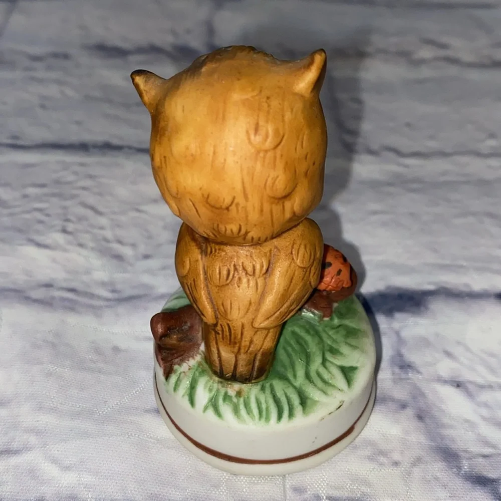 Enesco approximately owl 3”